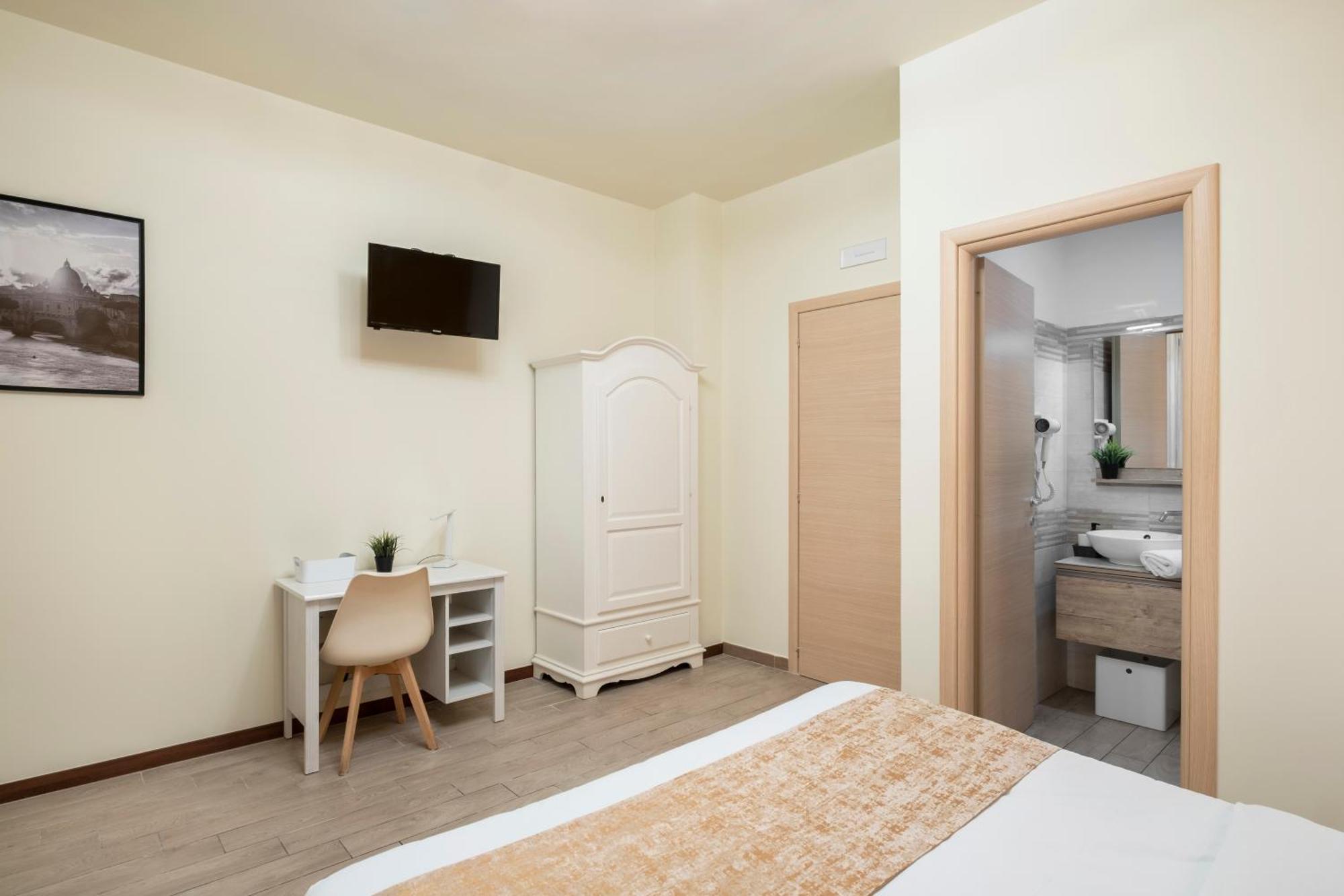 Economy Double Room